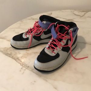 Nike 10.5 Purple Pink shoes Mid Air Force Hi-Tops